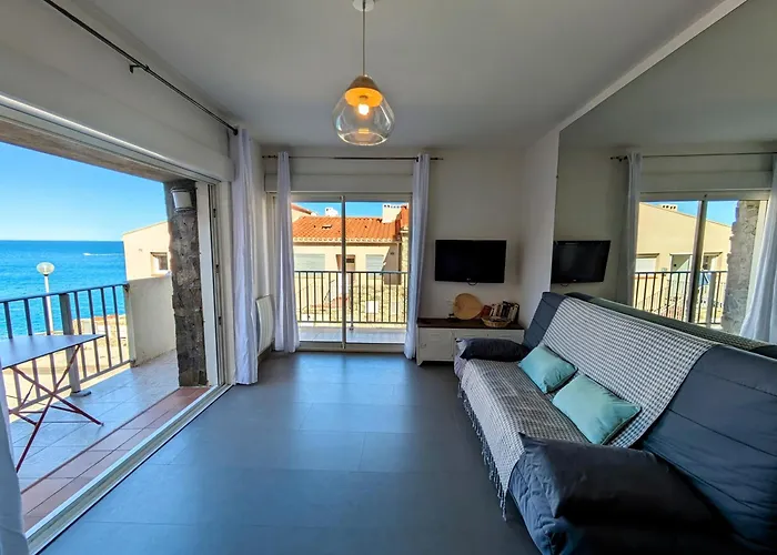 Appartement Vue A 1 Min A Pied Des Plages Avec Parking Prive *